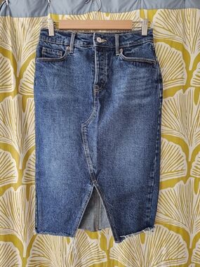 Old Navy Denim Pencil Skirt